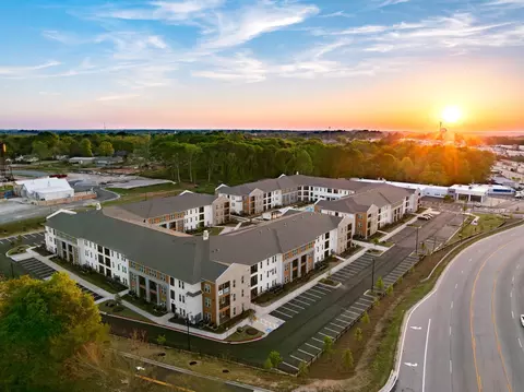 300 Commerce Ave #2218, Lagrange, GA 30241