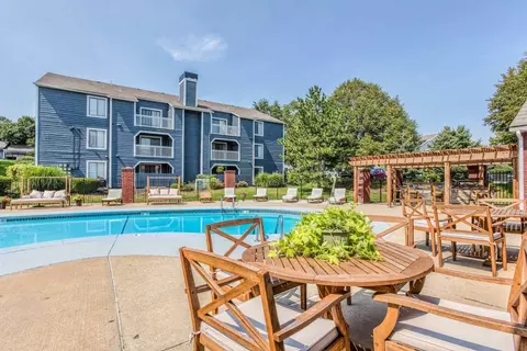 8000 Perry St #007, Overland Park, KS 66204