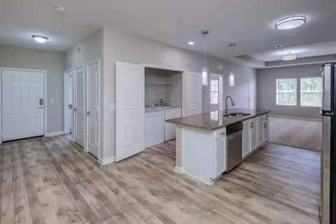 1533 Ellis Rd #E208, Durham, NC 27703 photo 4
