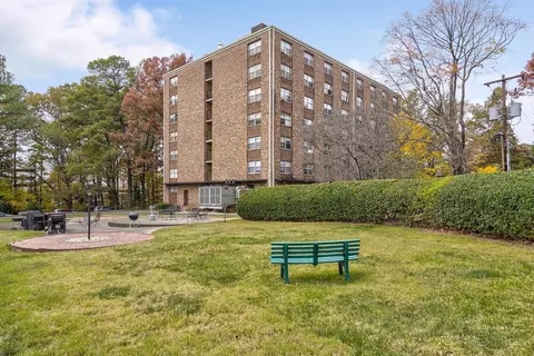 740 Smallwood Dr #L5, Raleigh, NC 27605