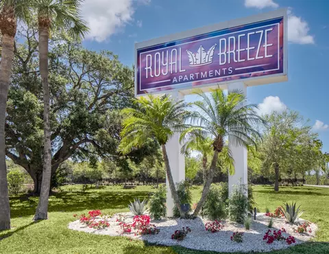 21227 Us 19 #301-C, Clearwater, FL 33759