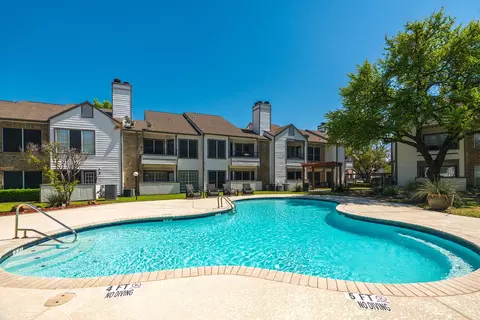 2100 Ascension Blvd #704, Arlington, TX 76006