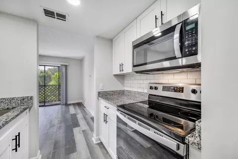 4131 E Busch Blvd #01 - 4133-22, Tampa, FL 33617