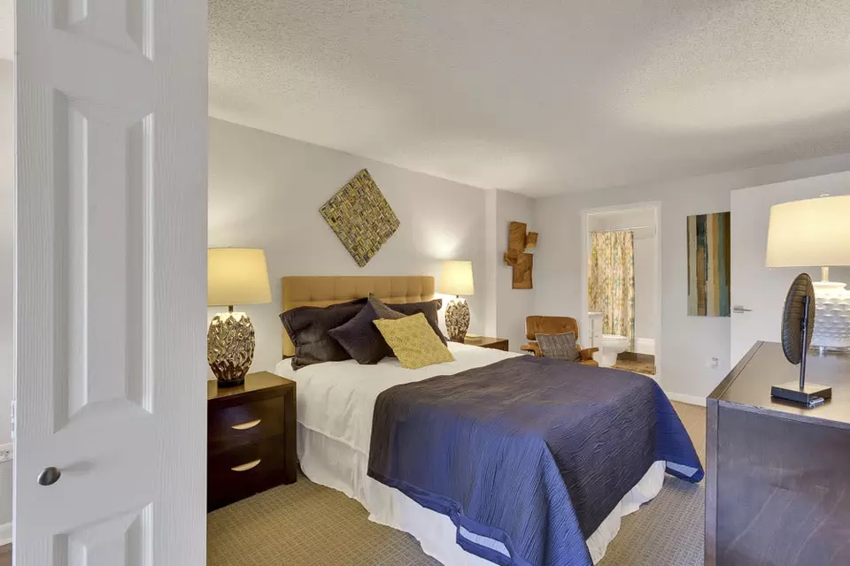  3725 3725 E Buchtel Blvd #4-205, Denver, CO 80210 photo 4