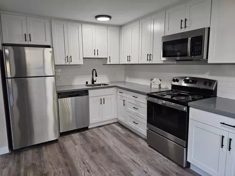 558 121st Pl #502-C1, Bellevue, WA 98005