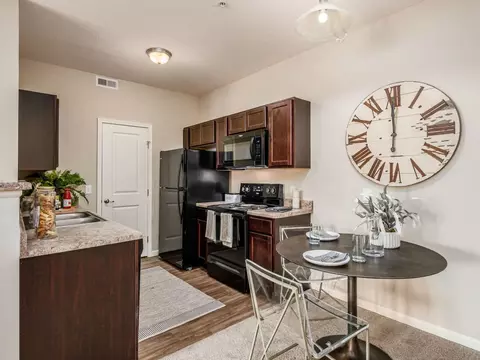 5605 W Broad St #55PAL301, Columbus, OH 43228