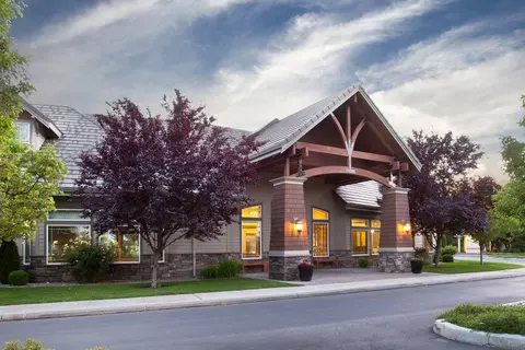 725 N Center Pkwy #V-103, Kennewick, WA 99336
