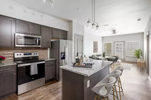 1650 Candler Dr #13205, Burleson, TX 76028