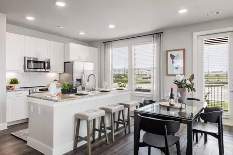 2349 Ih 35 N #09307, New Braunfels, TX 78130