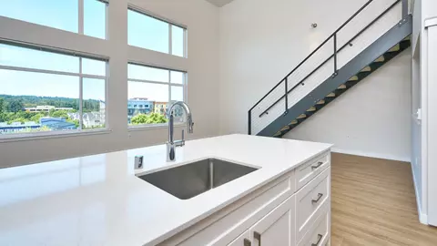 8102 161st Ave NE #412, Redmond, WA 98052