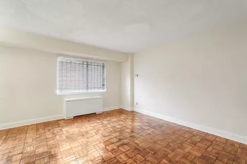 1515 Ogden St NW #438, Washington, DC 20010
