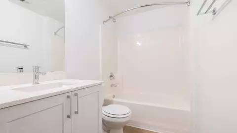 955 Duesenberg Dr #4116, Ontario, CA 91764