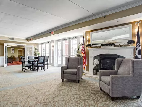 16851 S Harlem Ave #209, Tinley Park, IL 60477