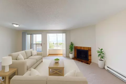 28425 18th Ave S #B301, Federal Way, WA 98003