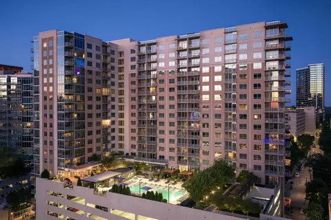 880 W Peachtree St NW #PH2304, Atlanta, GA 30309