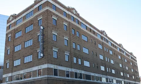 39 E 9th St #605, Indianapolis, IN 46204