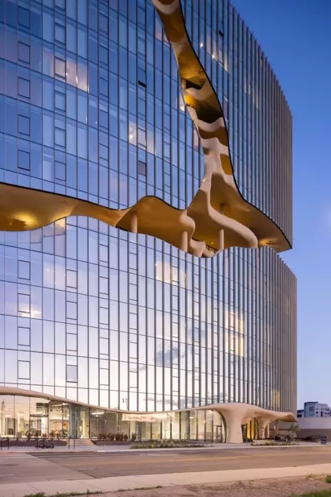 3930 Blake St #1100, Denver, CO 80205