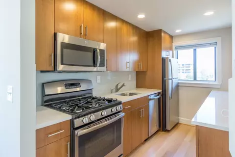 1112 M St NW #0403, Washington, DC 20005