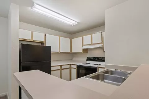 1320 N Arlington Park Dr #00303, Bloomington, IN 47404