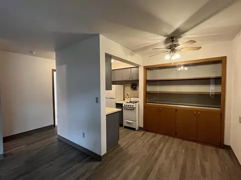 2604 N Murray Ave #108, Milwaukee, WI 53211