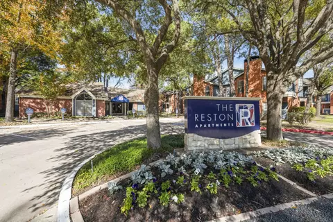 808 Gladstell Rd #1101, Conroe, TX 77304
