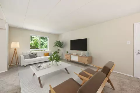 1108 Kennebec St #204, Oxon Hill, MD 20745