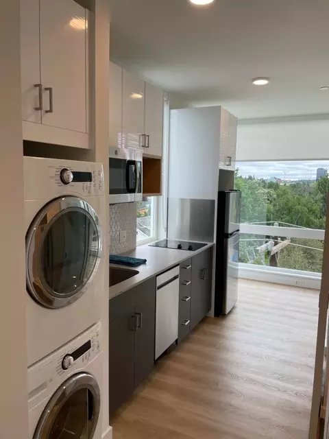 1222 NE 65th St #208, Seattle, WA 98115