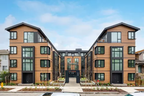 4730 19th Ave NE #412, Seattle, WA 98105