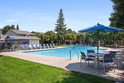 1451 W Center St #133, Manteca, CA 95337
