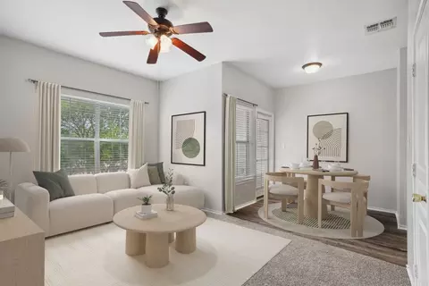 971 E Sanford St #5232, Arlington, TX 76011
