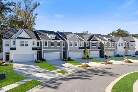 1060 Orangeburg Rd #034, Summerville, SC 29483