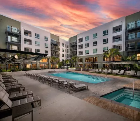 100 S Zoo Ln #2-503, Santa Ana, CA 92701