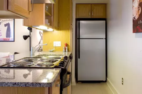 3411 Gillham Rd #308, Kansas City, MO 64109