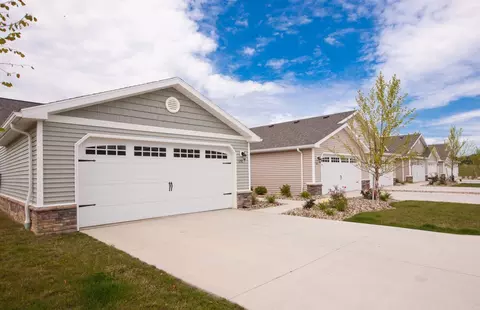 1254 Marks Rd #A, Valley City, OH 44280