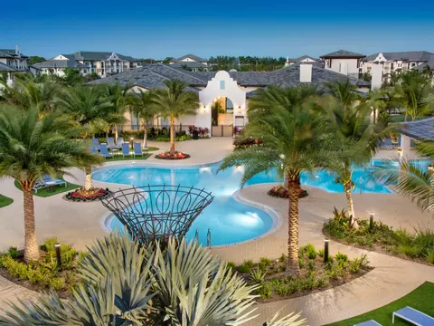 11020 Town Cir #106, Royal Palm Beach, FL 33414