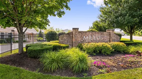 100 Cobblestone Dr #2109, Coatesville, PA 19320