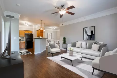 10880 Barker Cypress Rd #U1-4304, Jersey Village, TX 77433