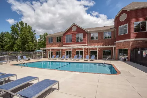 8564 Magnolia Trl #05-301, Eden Prairie, MN 55344