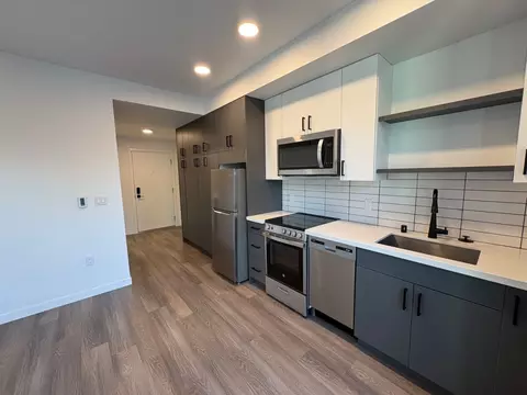 2210 Eastlake Ave E #801, Seattle, WA 98102