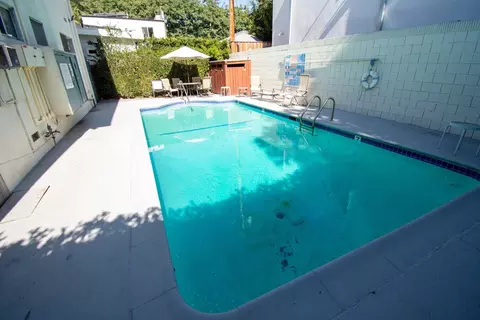 4112 Grand View Blvd Apt UNIT 28, Los Angeles, CA 90066