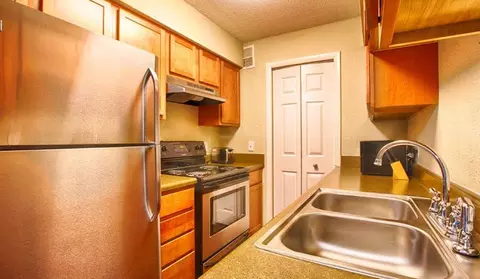 613 Charleston Rd #0025E, Raleigh, NC 27606