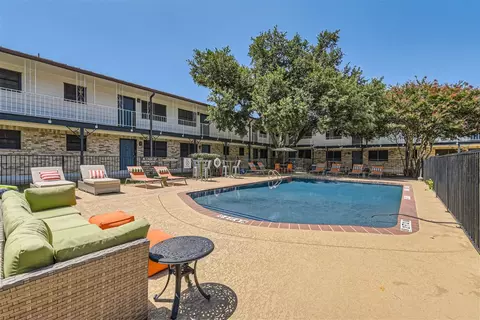 8605 Shoal Creek Blvd #211, Austin, TX 78757