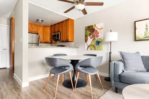 11265 Morrison St #47-206, Los Angeles, CA 91601