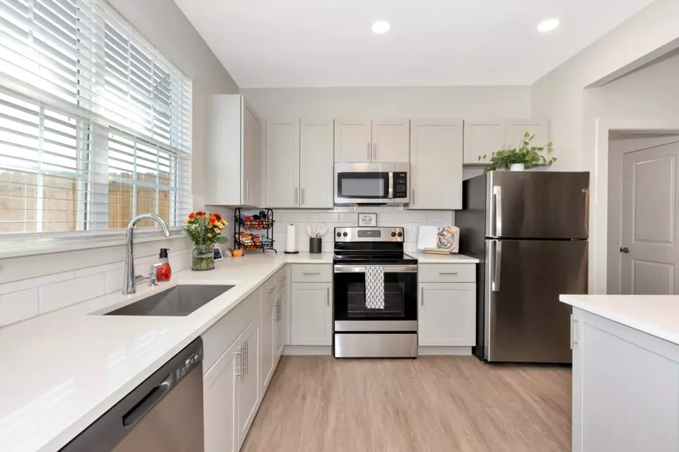  100 Memorial Village Dr #34BH, Huntsville, AL 35803 photo 6