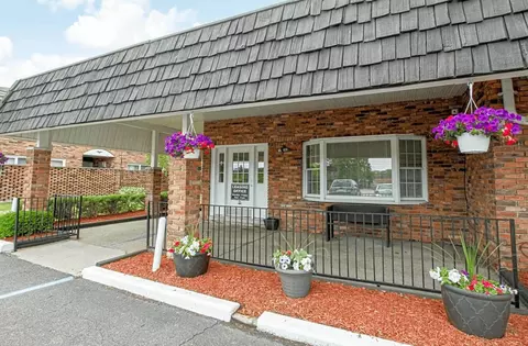 17400 Fort St #400-144, Riverview, MI 48193