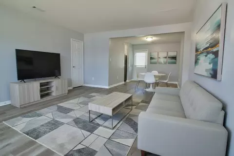 400 Henry Dr #600-601, Athens, AL 35611