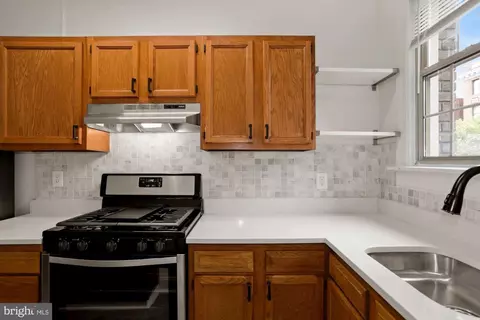 1441 Harvard St NW #26, Washington, DC 20009