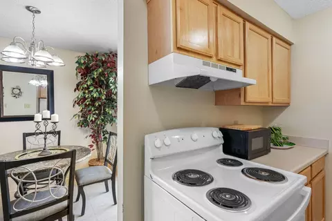 567 Sharp Ln #431, Baton Rouge, LA 70815