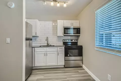 5902 W Royal Palm Rd #16, Glendale, AZ 85302