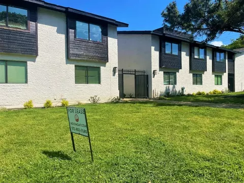 706 N Ewing Ave #PAVI-106, Dallas, TX 75203